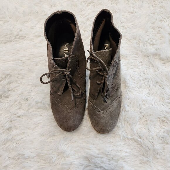 MIA Taupe Suede Pampa Booties Women's Size 8 - Picture 2 of 6